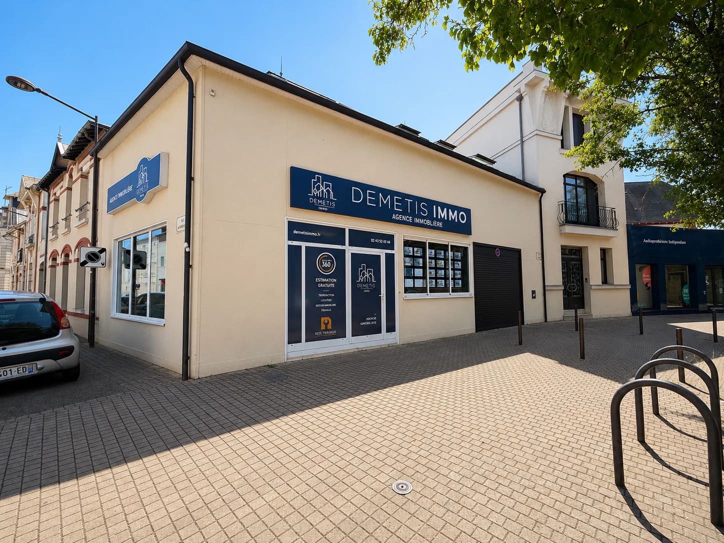 Façade de l’agence Nord Demetis Immo place du 117ème Régiment d’Infanterie