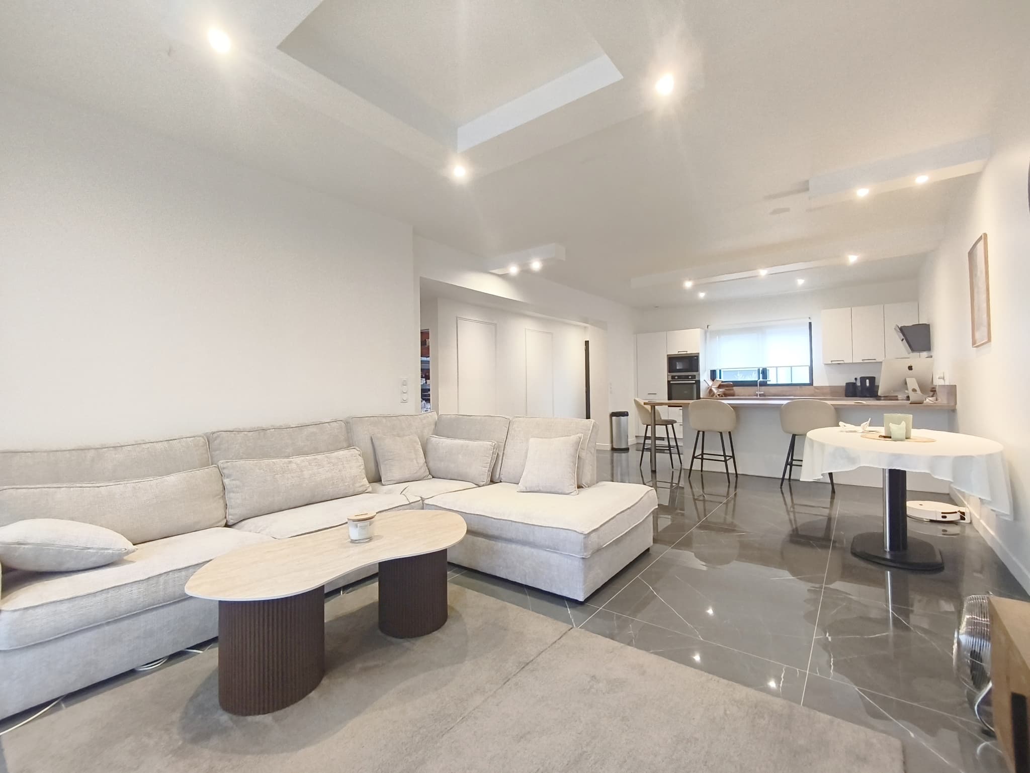 PAVILLON MODERNE 3 CHAMBRES PROCHE 24 HEURES DU MANS – photo 1