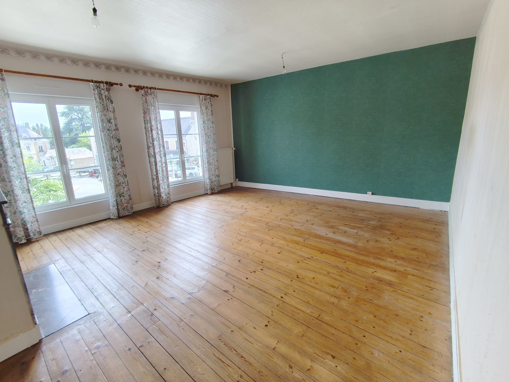 MAISON DE BOURG A DIVISER IDEAL INVESTISSEUR – photo 1