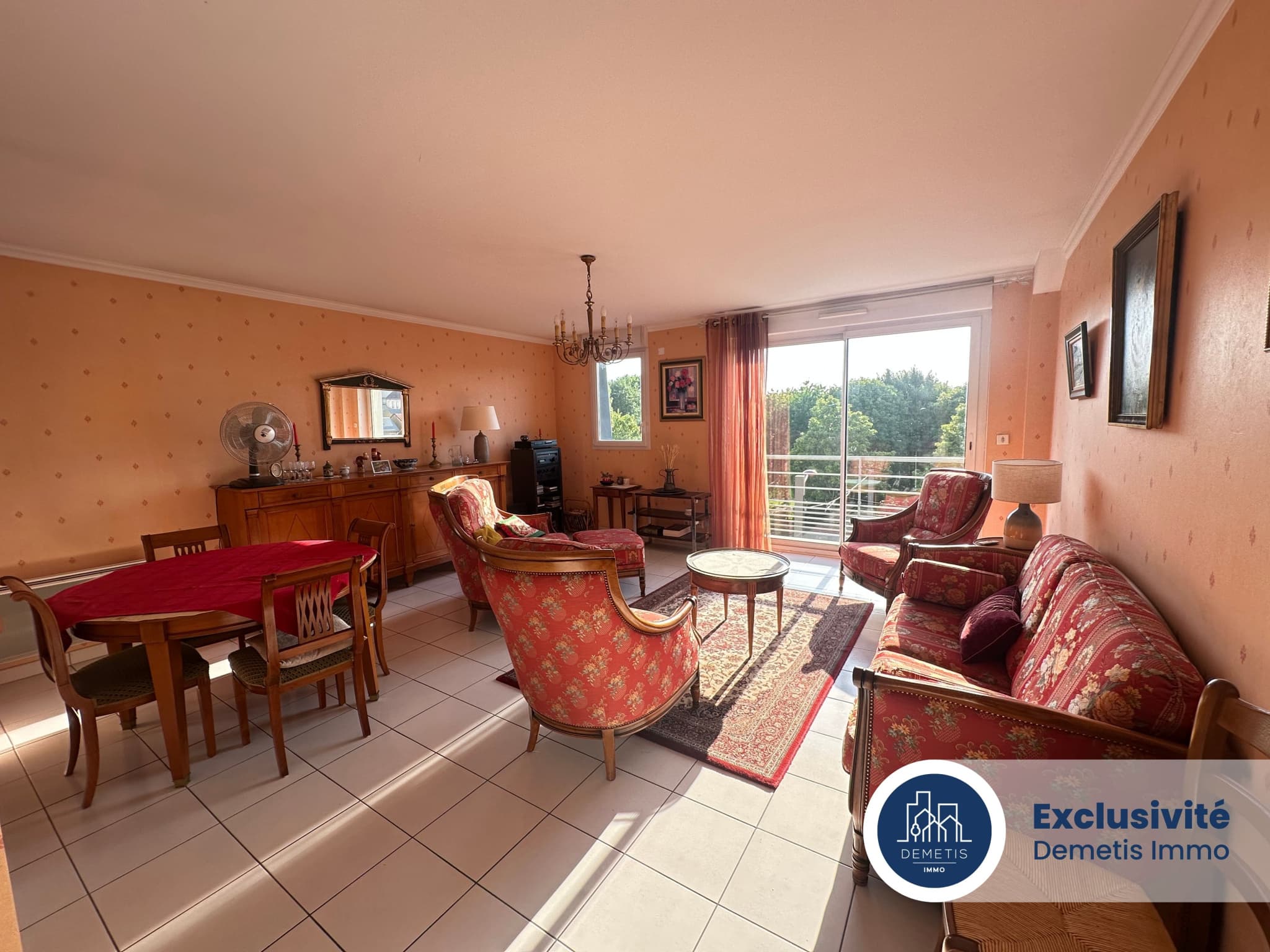 F4 AVEC PARKING DANS RESIDENCE RECENTE – photo 1